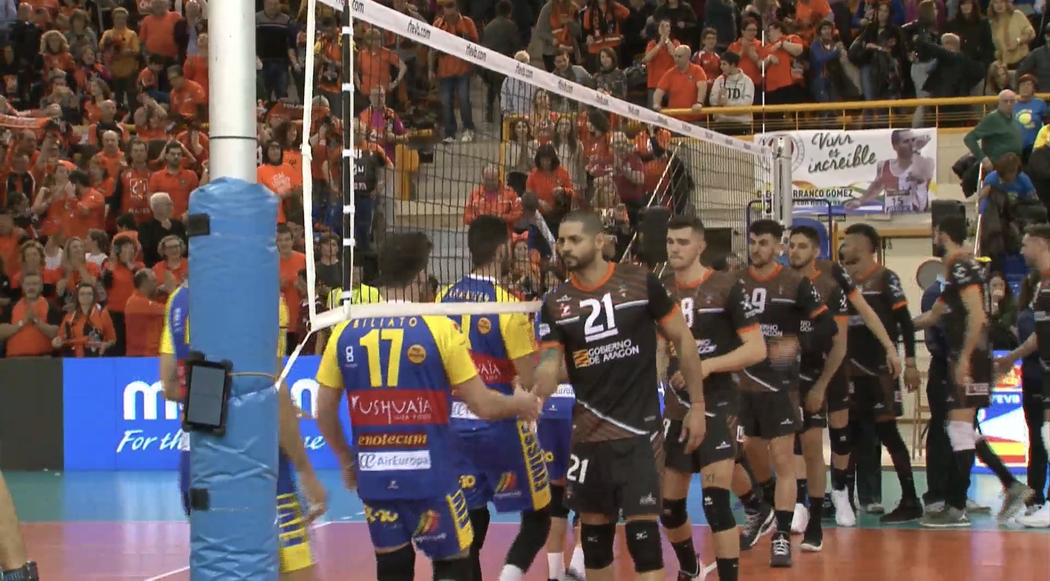 68EACFCA 1A50 446C AFB6 DF64D8ED7F11