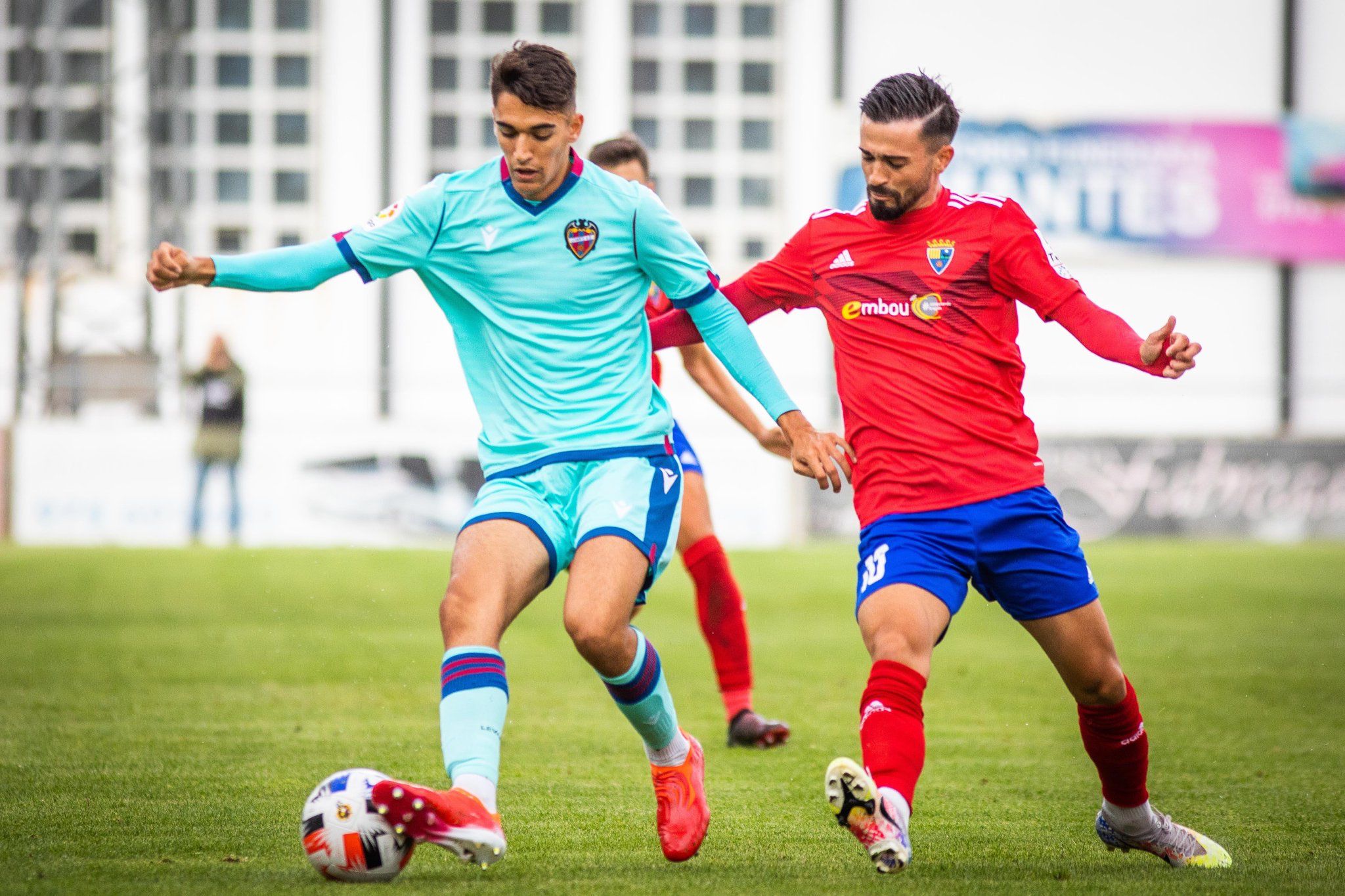 69FB305D CDCB 41F2 9B10 6FBD21E0150F