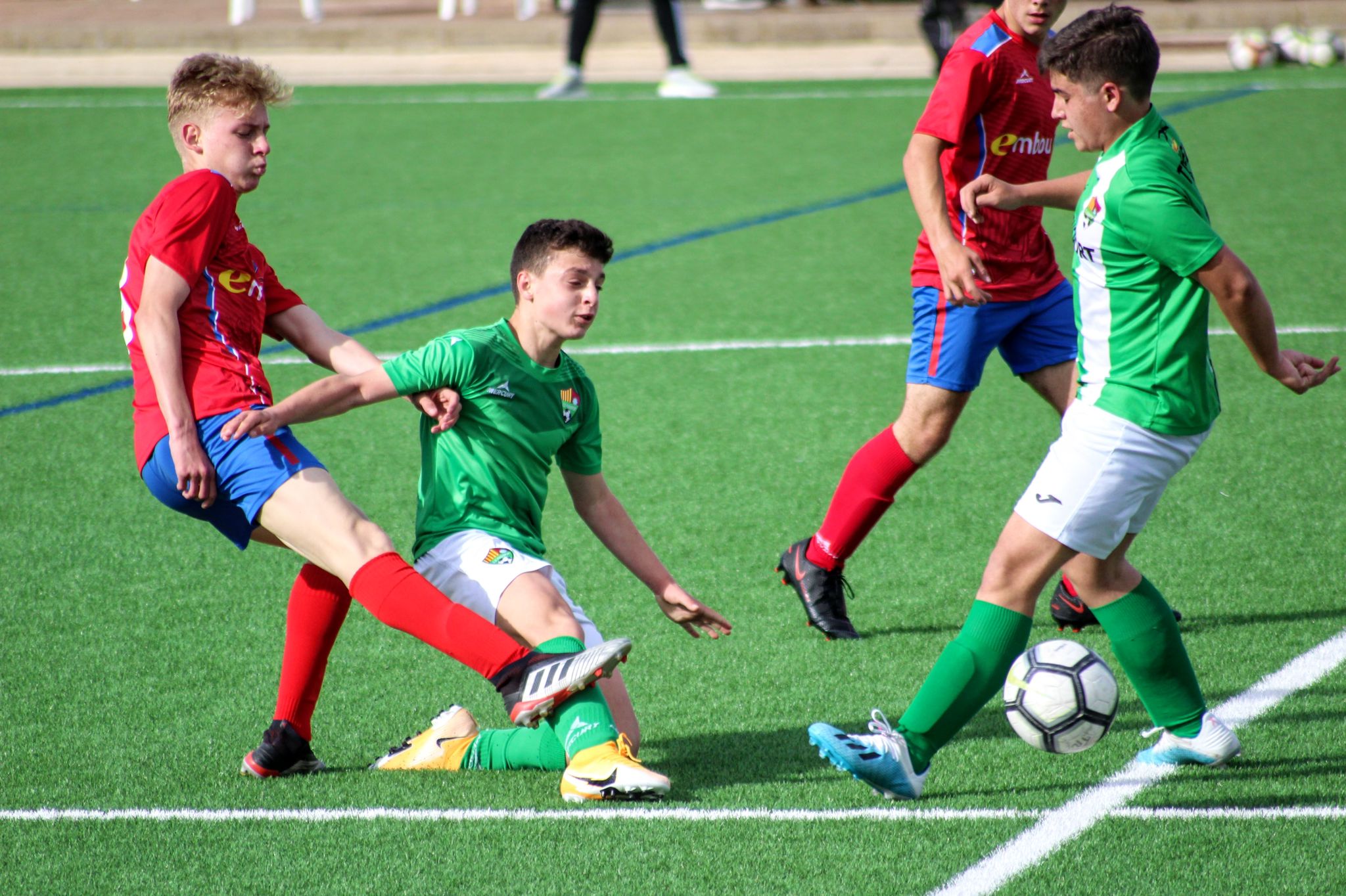 6AECE476 9576 40BD B722 173C37D52800