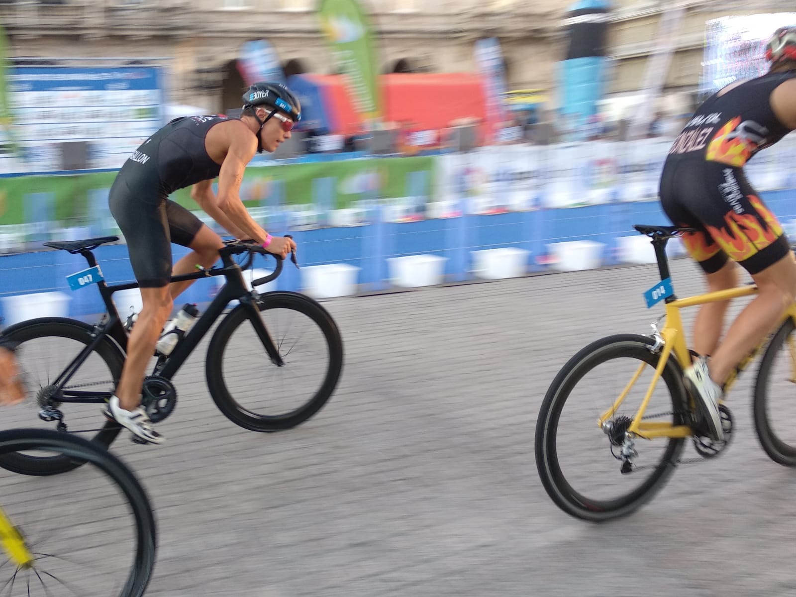 70D4836A FCDC 4B55 9628 519DF074E053