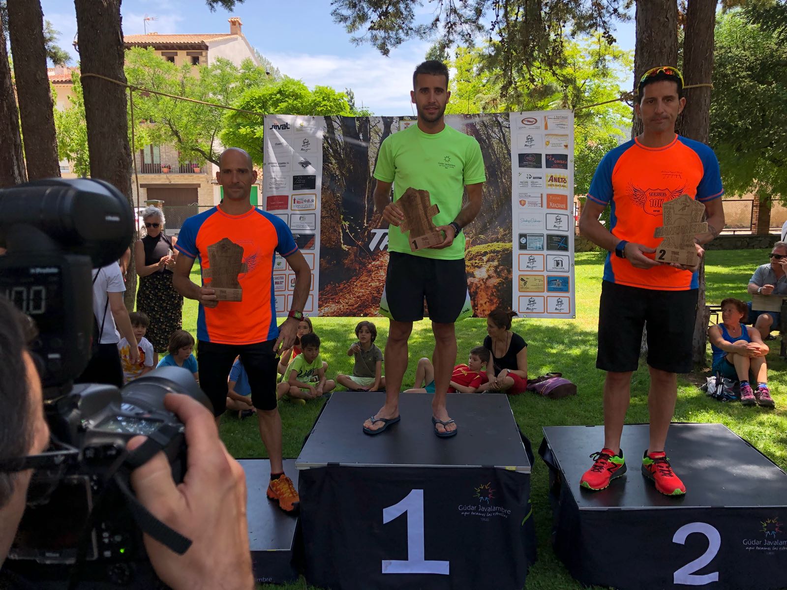 77C644E8 814D 474B A5D0 A9D760D0E327