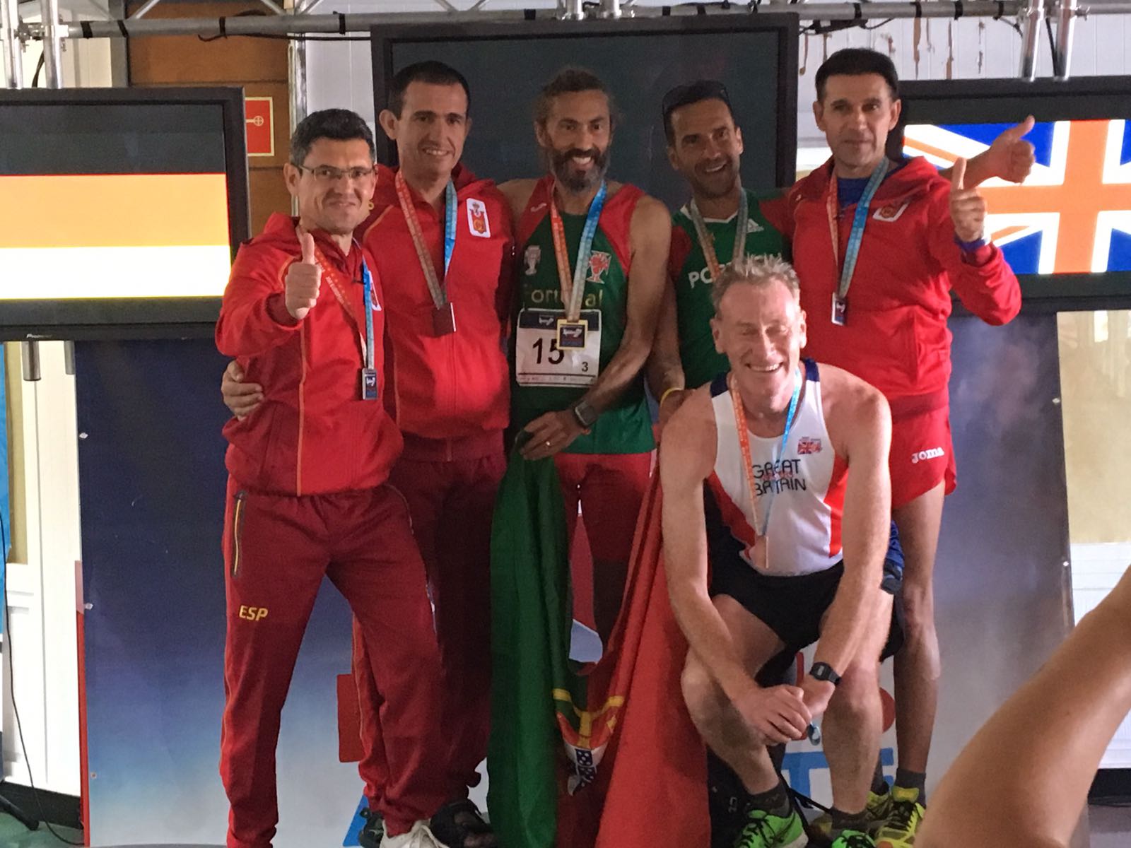 793FC498 52F9 47A4 A9F9 822FBA063B54