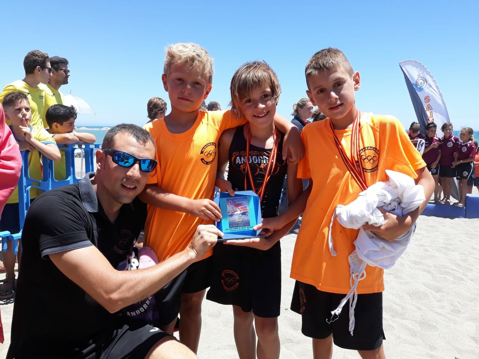 831CB56E FF66 4CBC A25B ACB314741446