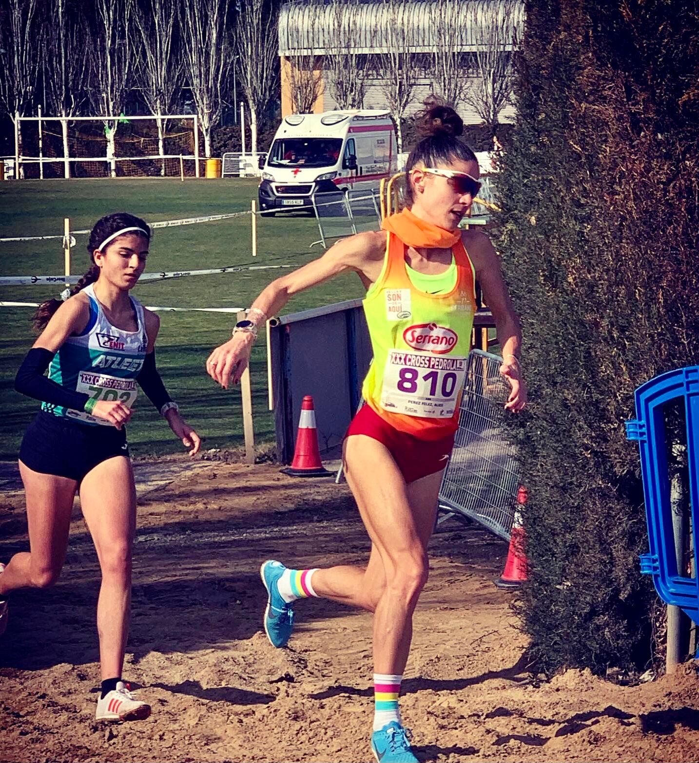 878A61E4 6B59 4CC2 83A4 3181FF92B81B