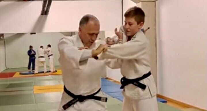 8E24AE29 1071 4EF9 AF72 7A1EA2FDBC64