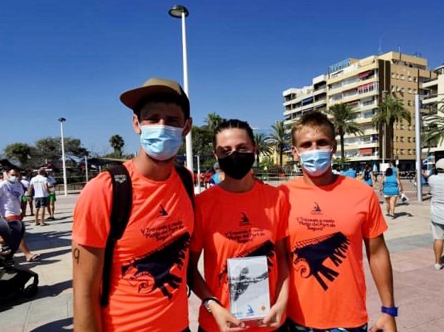 939AB23F AC6B 4314 86EE 45D01CBE2295