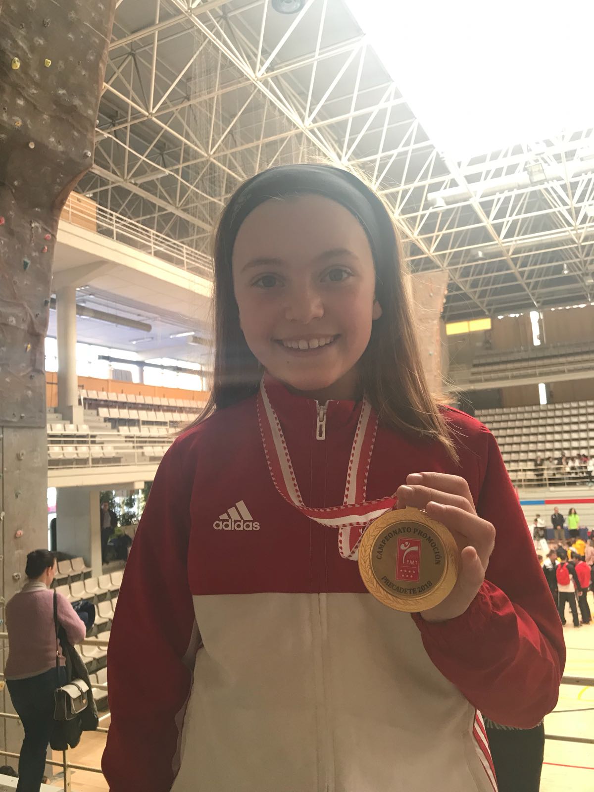 952617D8 DFF7 4863 A678 BDC170DAEFA0