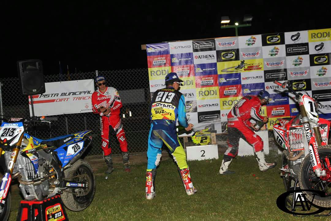 9B6C4BC6 B73F 4AE0 9EF4 C58E79D54D6E