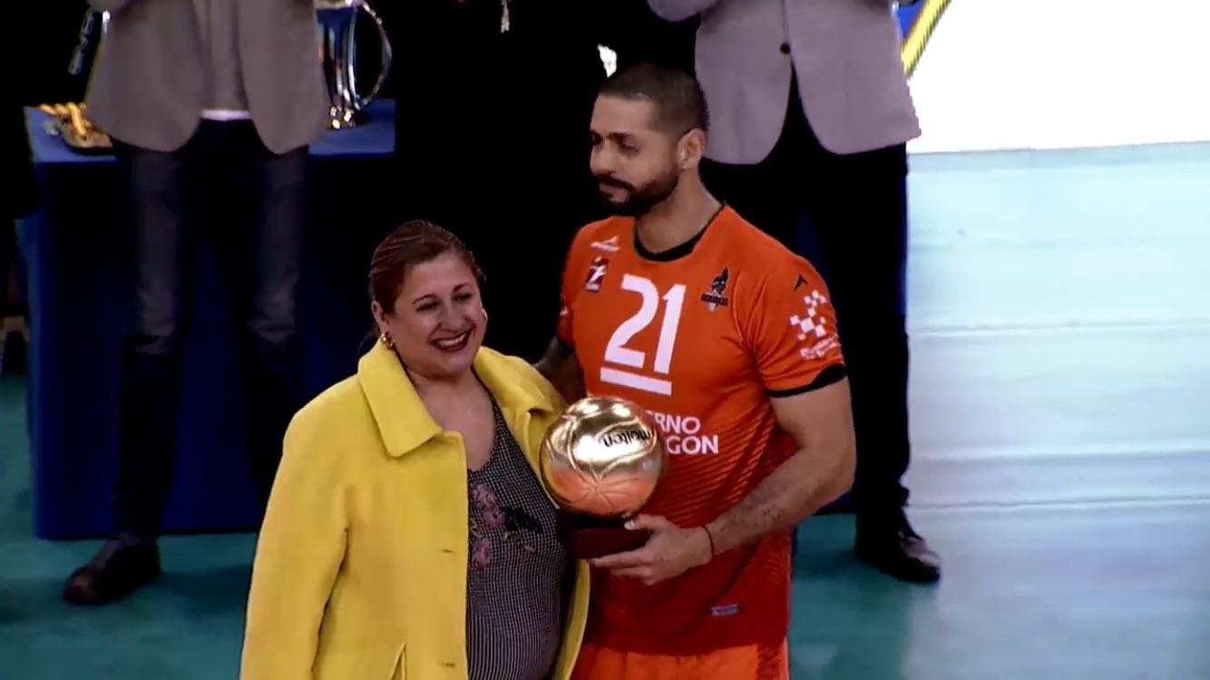 A7916510 C528 41D3 8636 FEBB35E1AE38