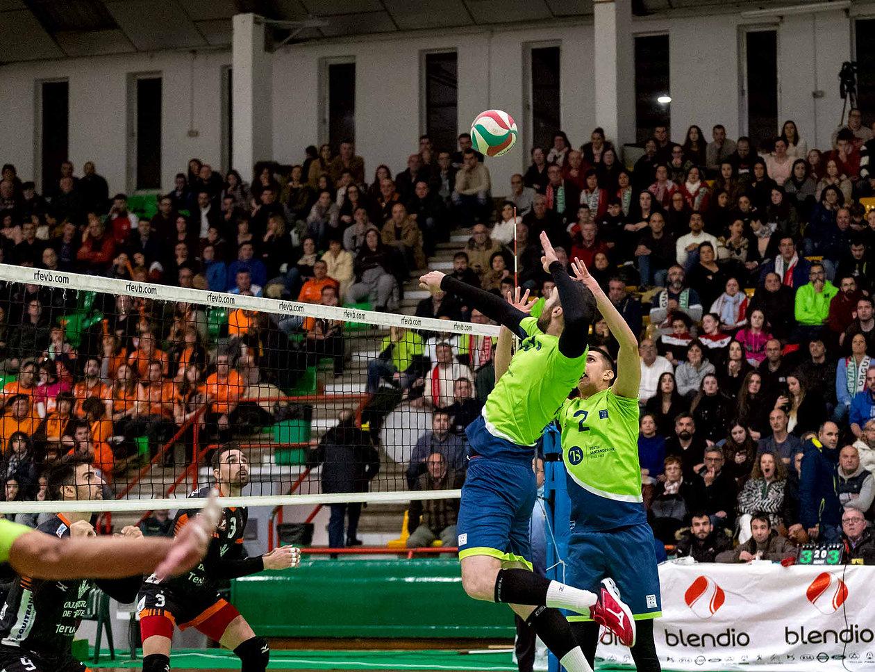 A98353EE 1D9D 42CD 80F7 17B8BF5465F9