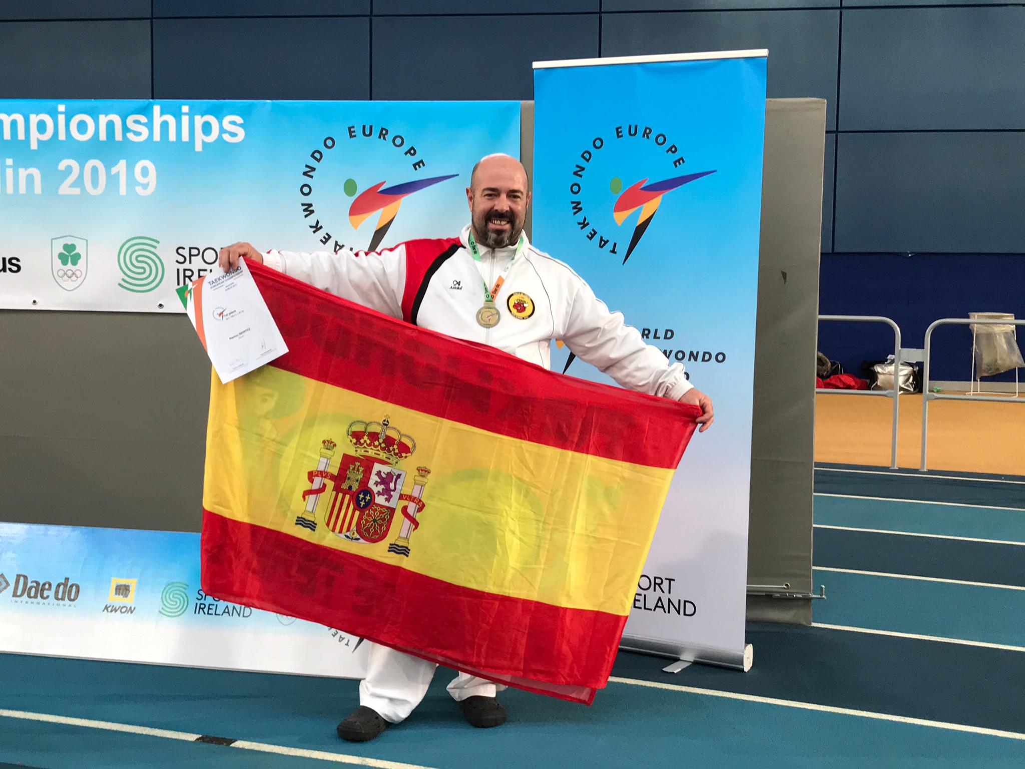 B3689FAC 5A06 4905 88BA EF4AAEC862ED