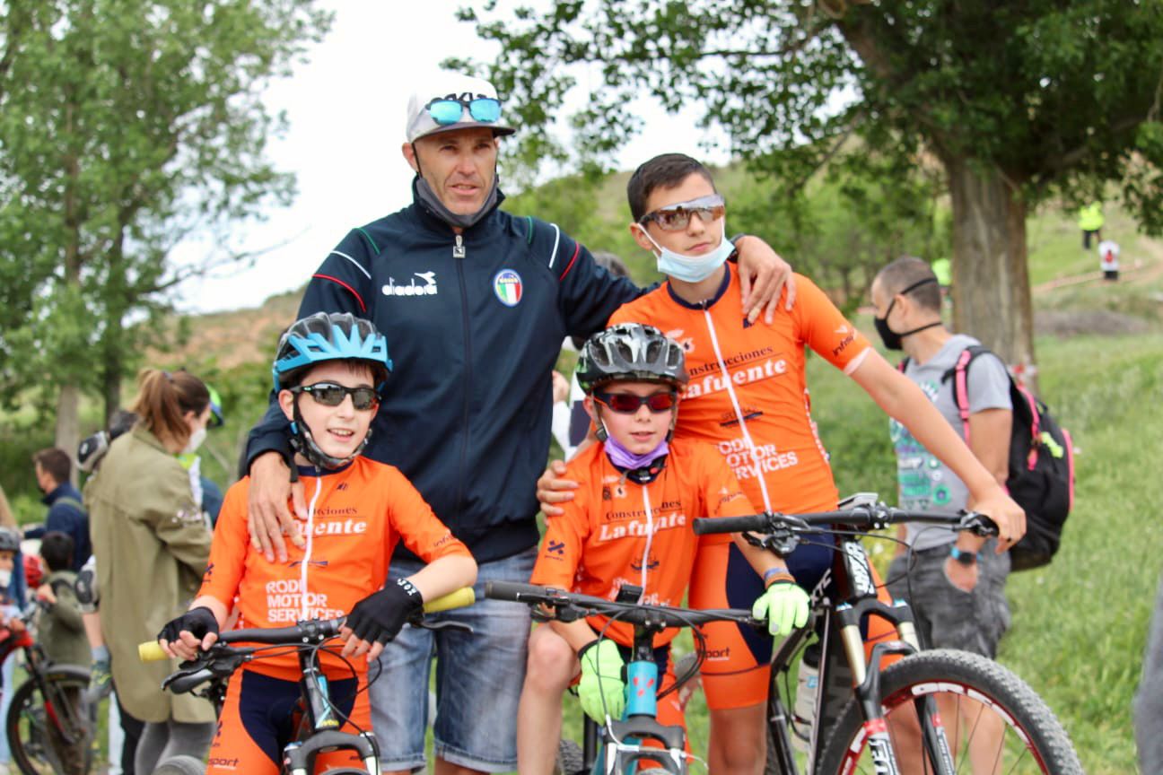 B6923284 04EB 4281 8AEC A2AD6B7059DD