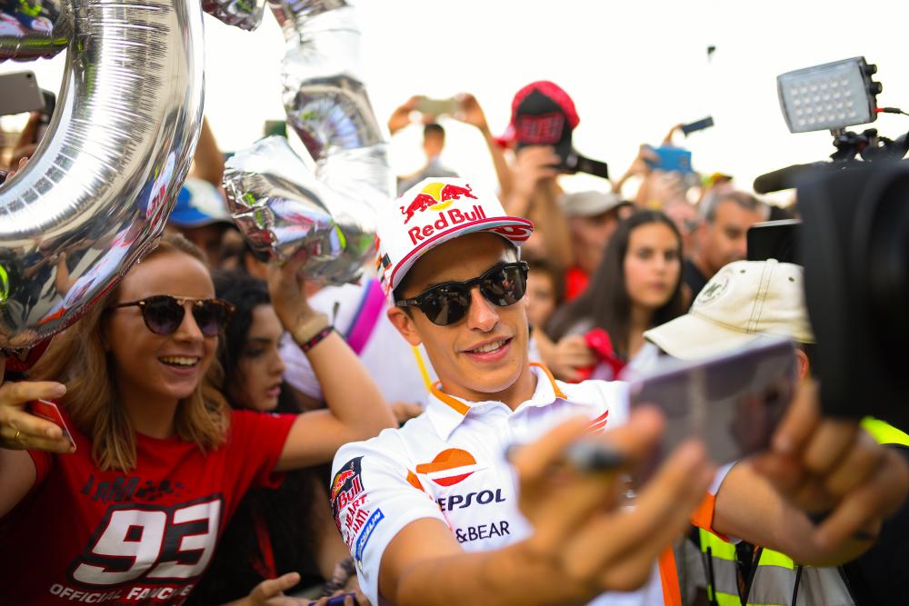 B85B8252 FE55 4579 A7F5 5CE89CAAC1A9