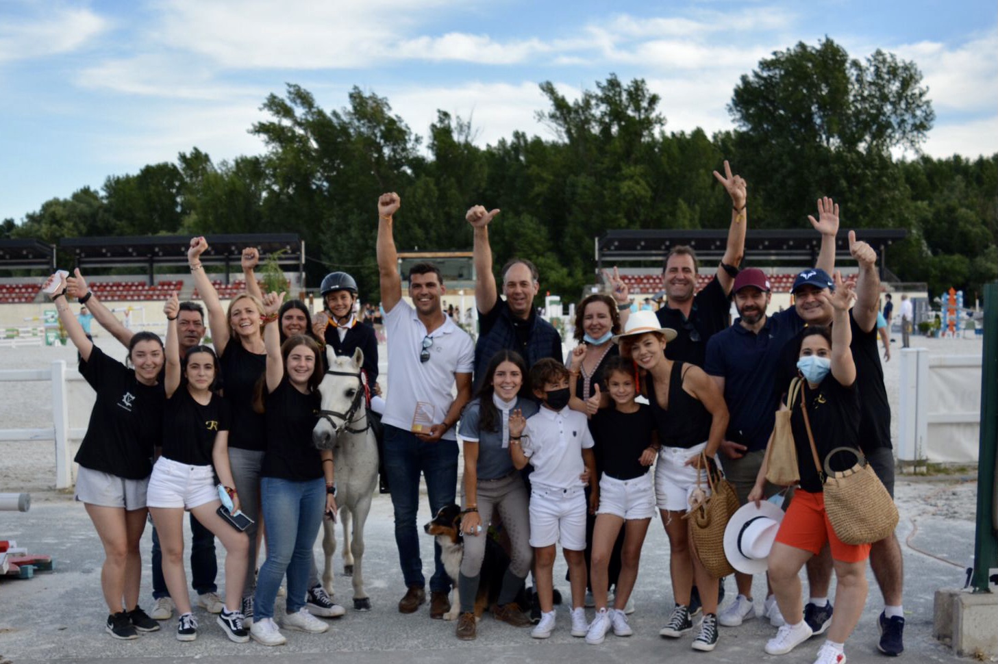 BDC939F2 6AD0 4199 A3AE D909F3388581