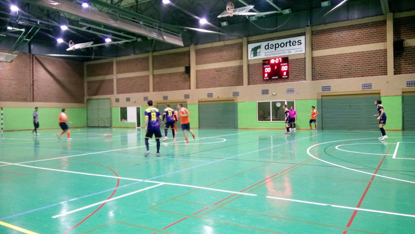 BFC1B9F6 C961 4349 ADBF 0636D8EDB40B