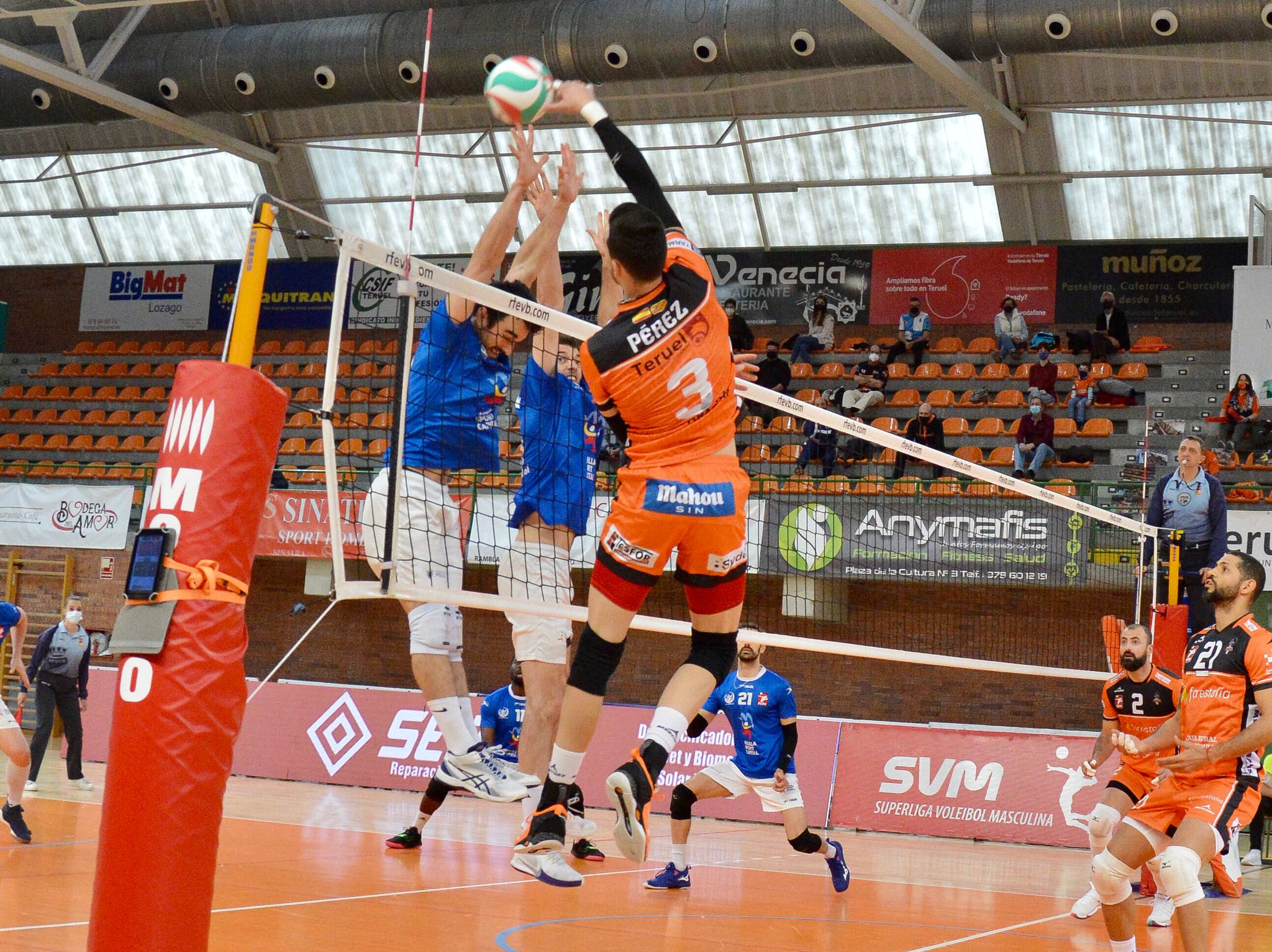 CECEF4AE 130A 4A34 A420 280DDC3D8A41