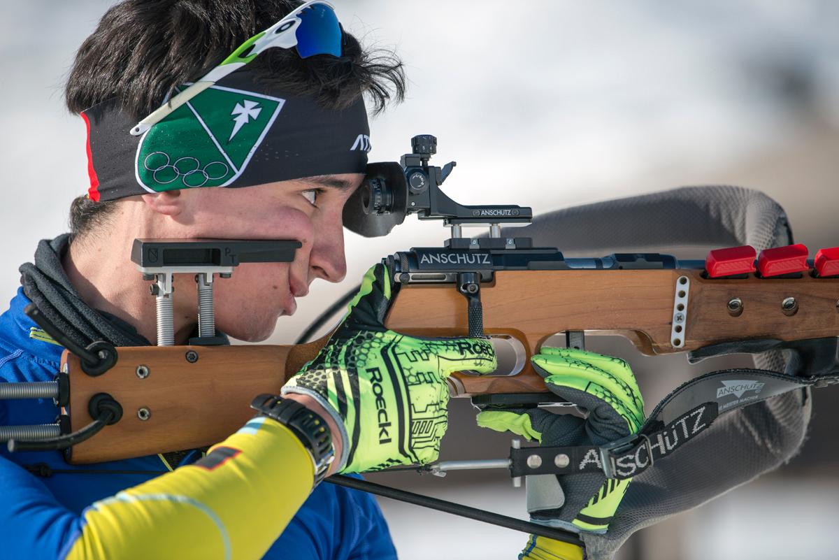 D33B03EB 1746 45C1 B3DF 9BF402AAF8A5