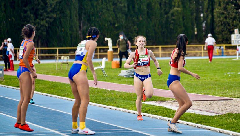 DAF45CFF 2687 4C97 8904 E9998E14675F