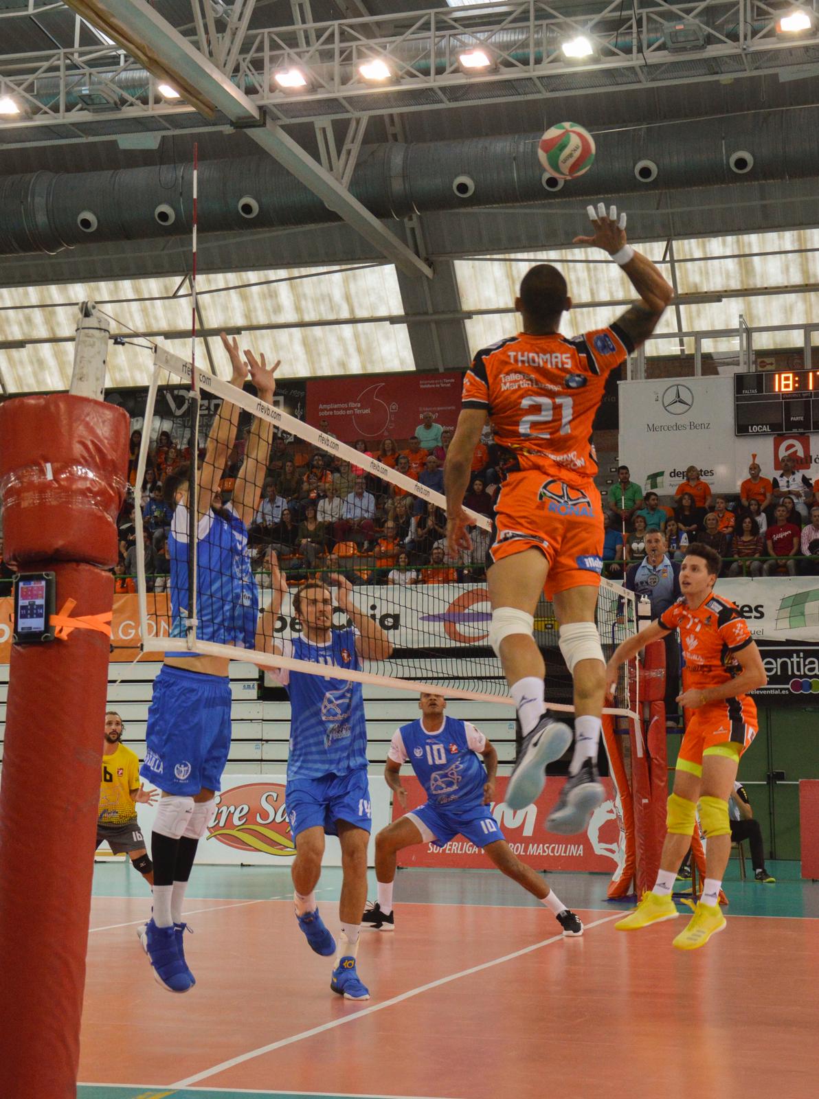 DE3407ED CEED 4889 9BF4 478F5BFE9145