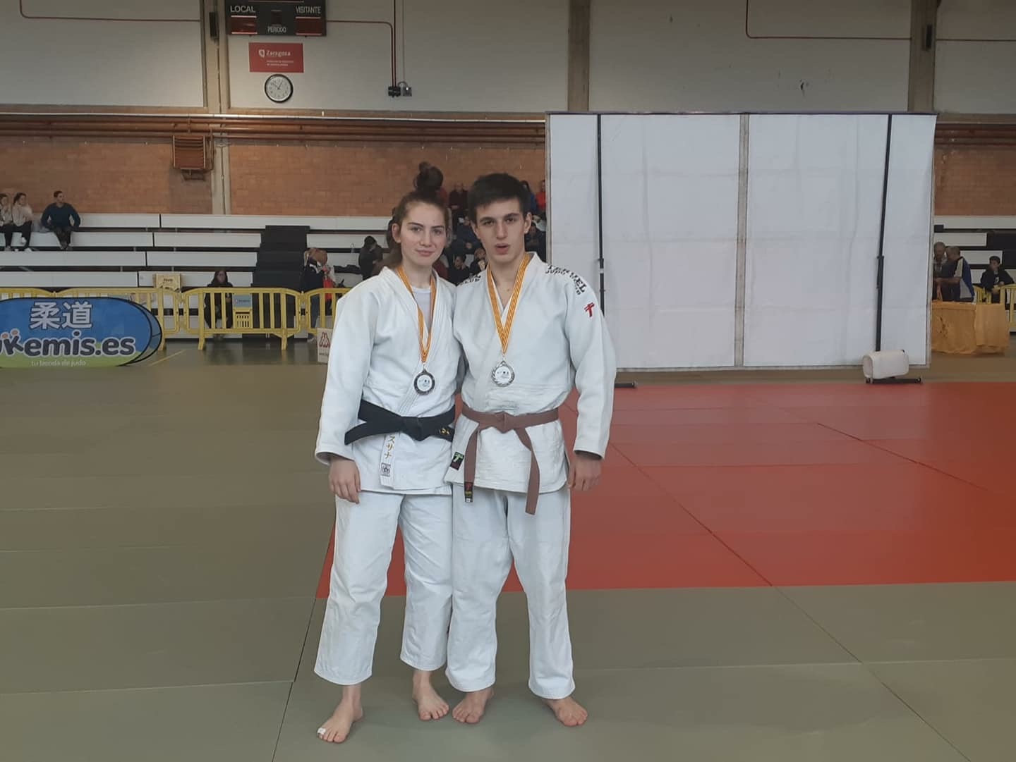 E493EB94 9238 4177 BD8C 06BED770EA37