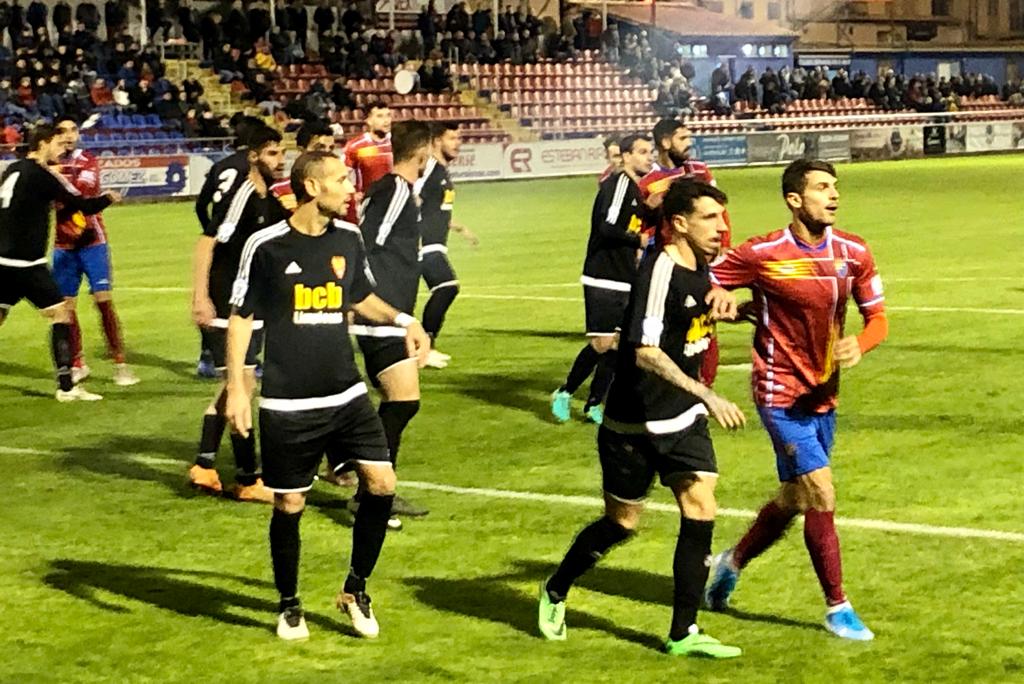 EE24AFD0 FB4A 4975 90F8 FC8CF26F7E8F