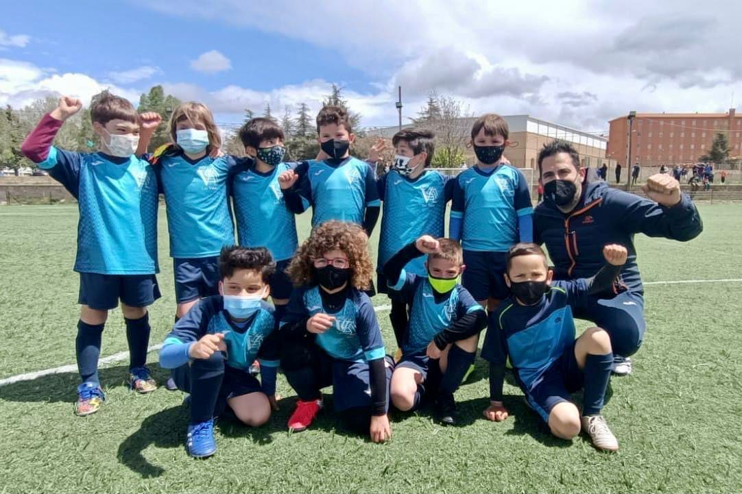 F38FF671 BCF0 4119 925D 830CEFED87B3