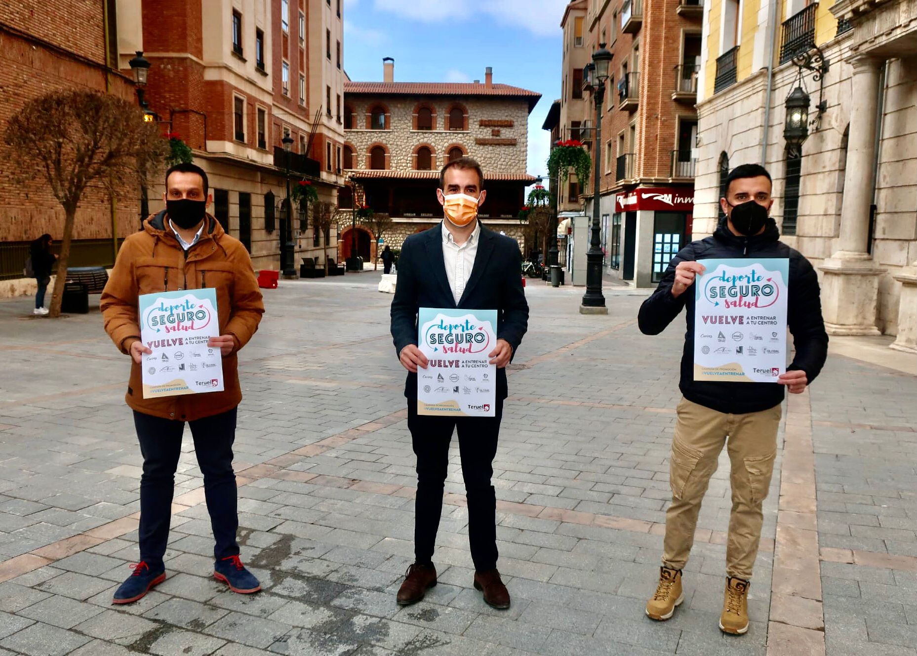 F9485EF1 A1F3 4138 9BD9 CB09E60E60B2