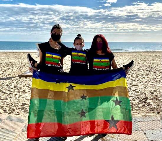 FF32CD6E F5FB 4640 A1CE B3B9ADF94335