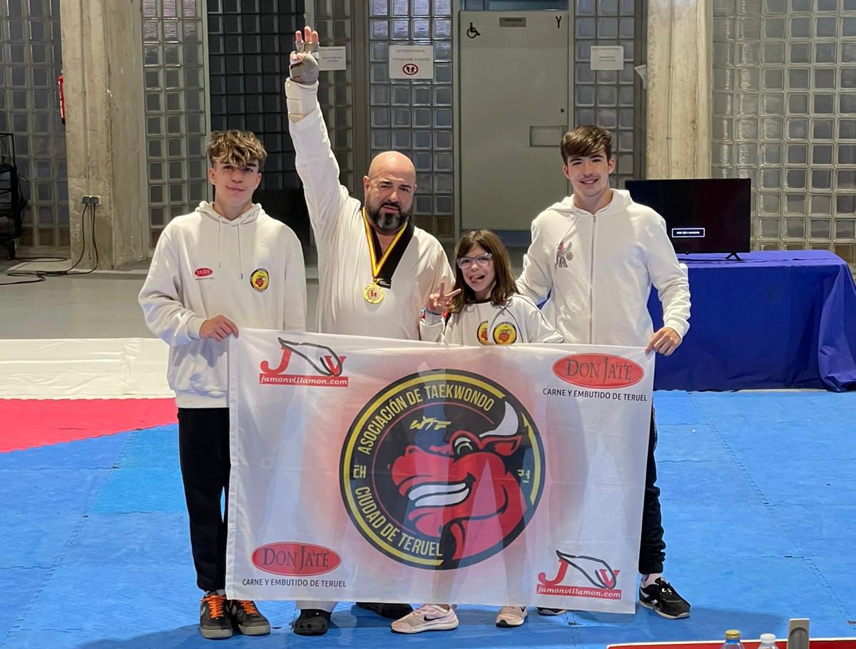 13F2C685 F7D3 40B1 9E4B D277C2FCAF02