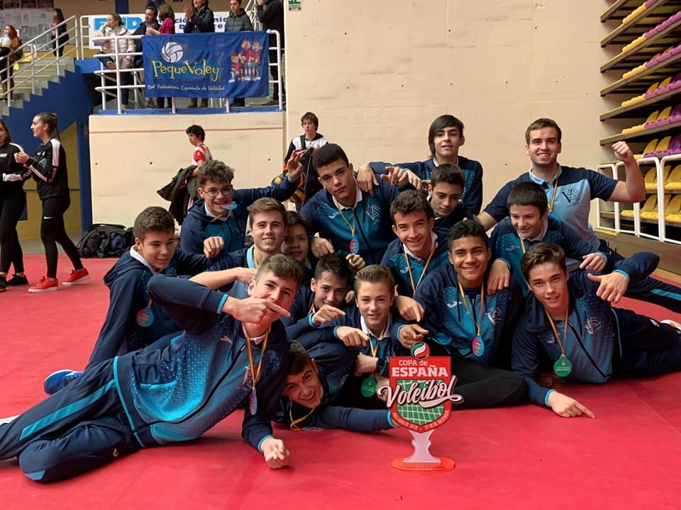 271DEC21 4F40 461A A01B C8D8C4D49348