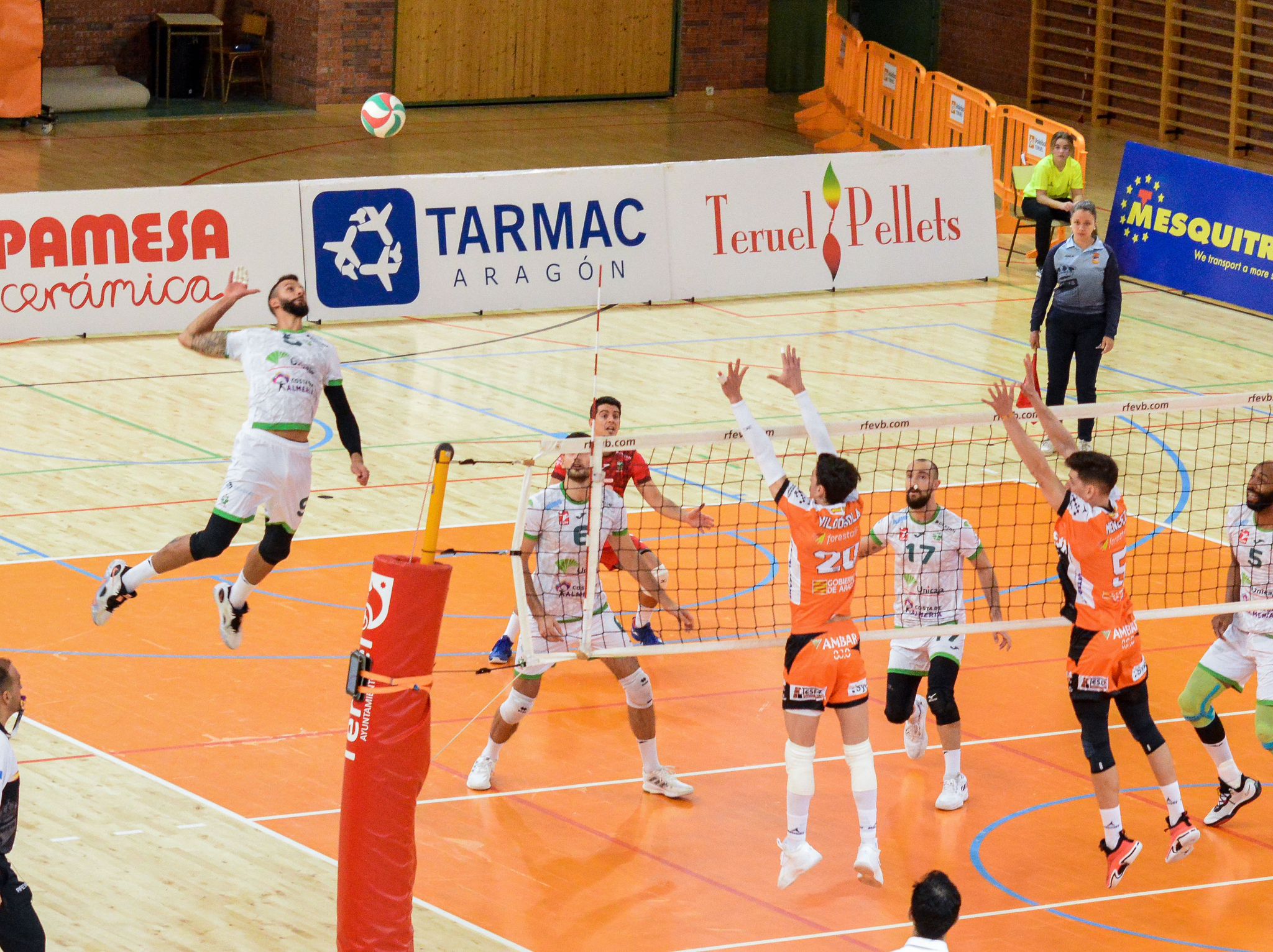 5628C97B 656B 4986 A03F 423CA398EA17