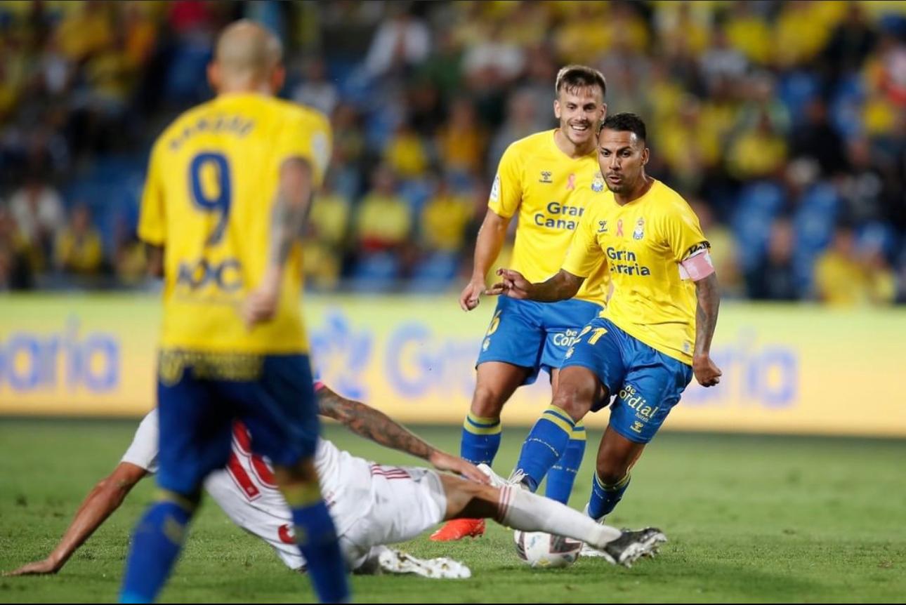 70BE47E4 0D08 4CD2 B40E 0A4E70CEFD87