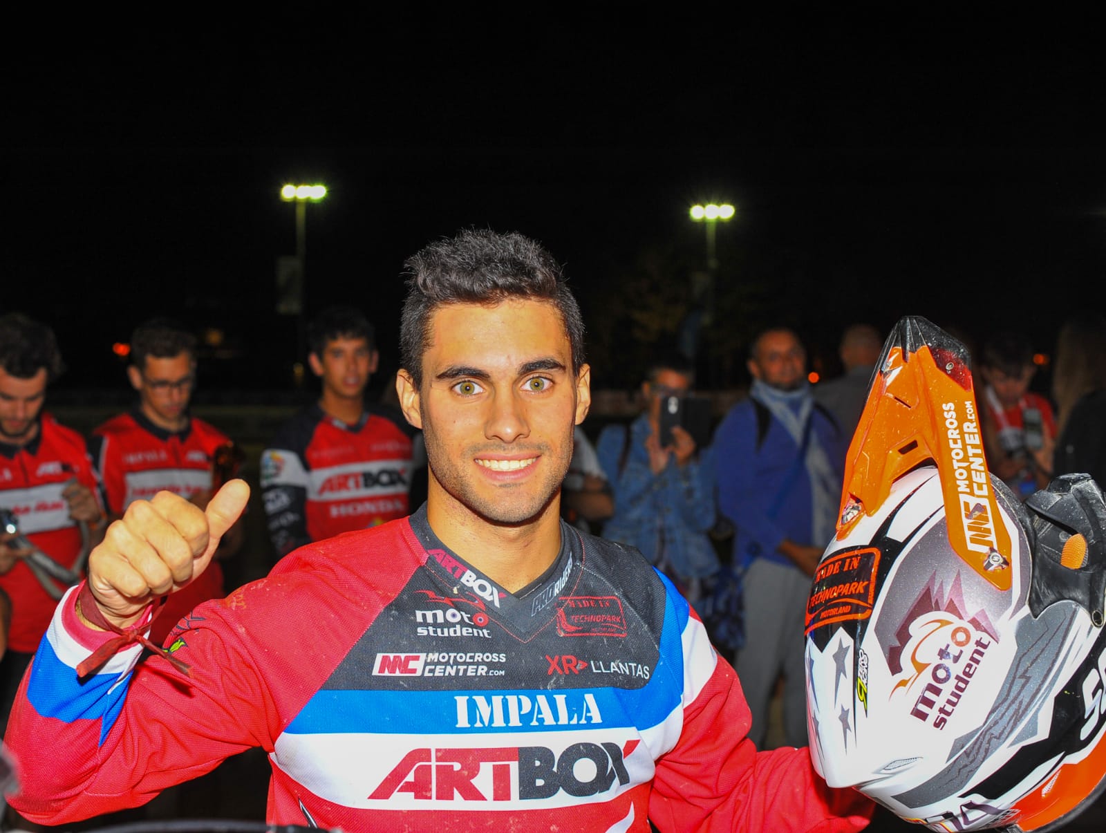 7BD8F624 80BE 452B 8B23 D66BDDD2C722