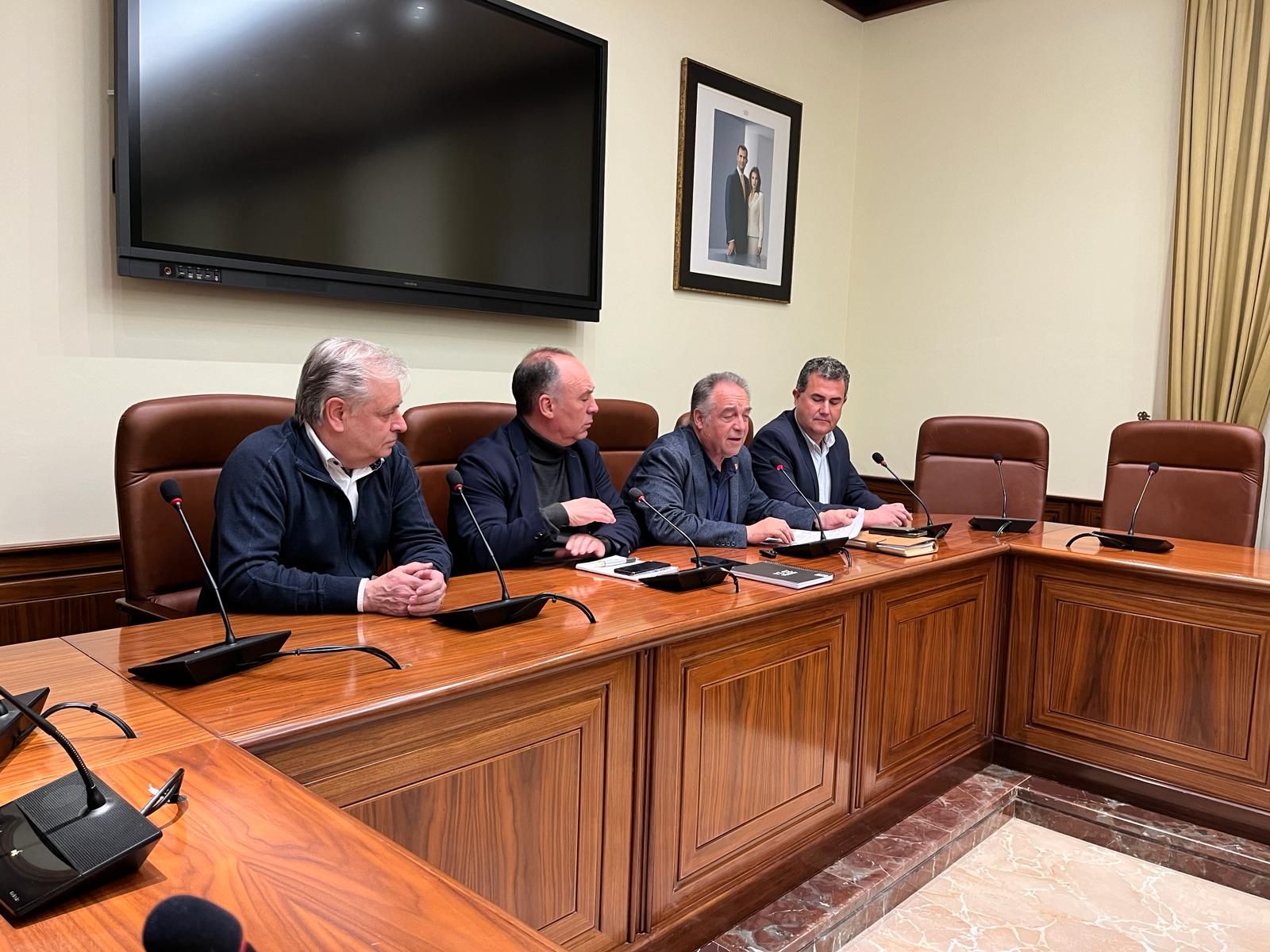 7eae2323 75ee 4b9b aae3 f015bf686081