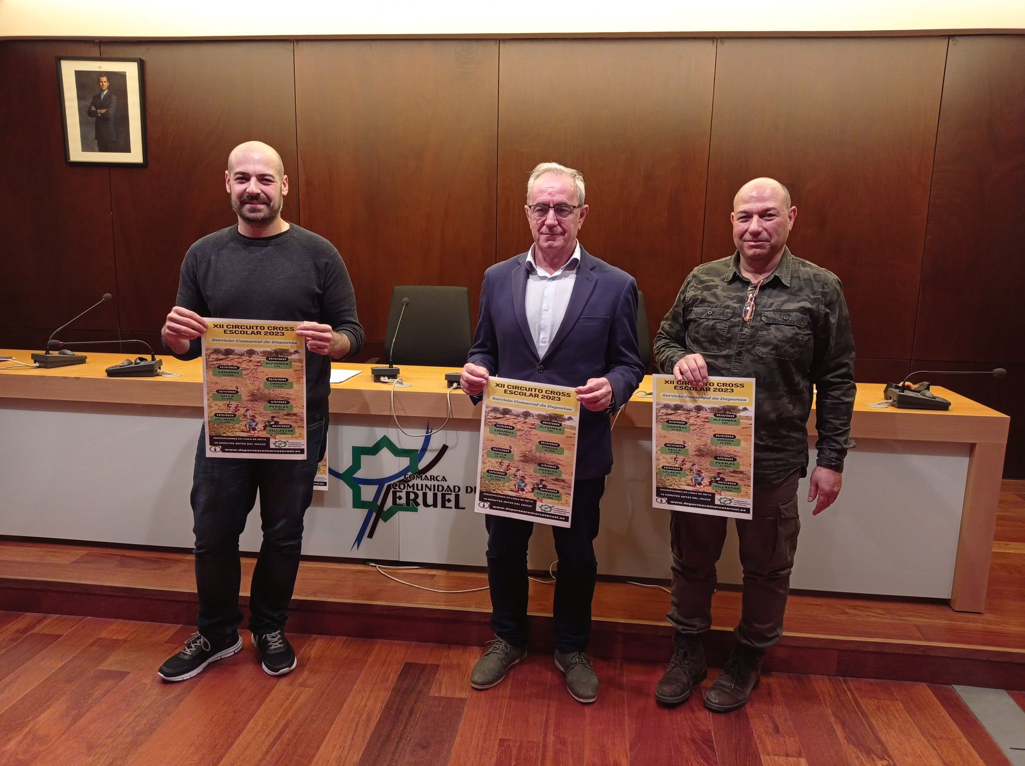 8FEB294C 2001 4823 ACF5 7FC15FEC7F9B