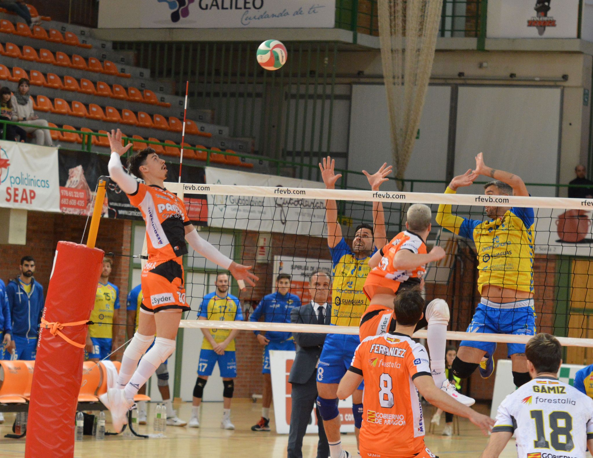 D8562E57 7644 4938 B242 F6CC26415376