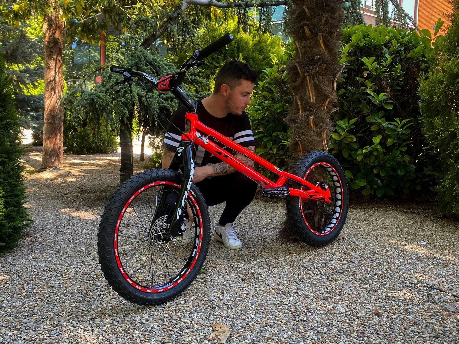 e85cf13a b136 4cd1 9245 f35d2b0d13fa